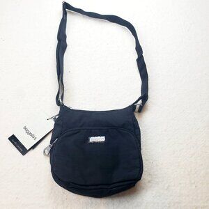 Baggallini Small Joey Bagg Women's Adjustable Crossbody Bag Solid Black NWT $58